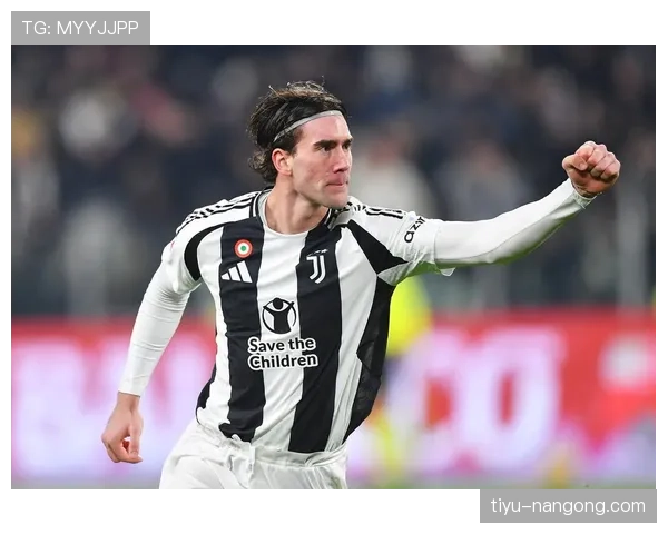 弗拉霍维奇：从紫百合锋霸到斑马支点的角色转变解析